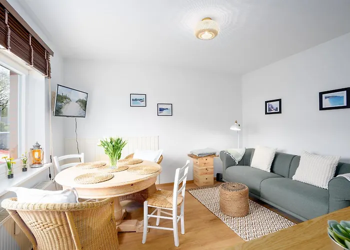 Kas13b Merlina's Apartment